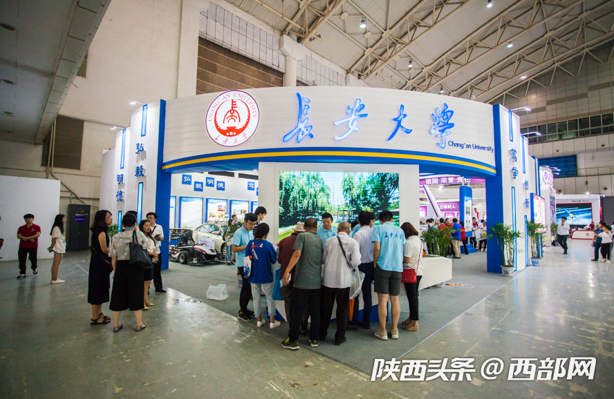 正在上傳... ef2fca9f082e42a0fca5b2e9c5e4c982.png